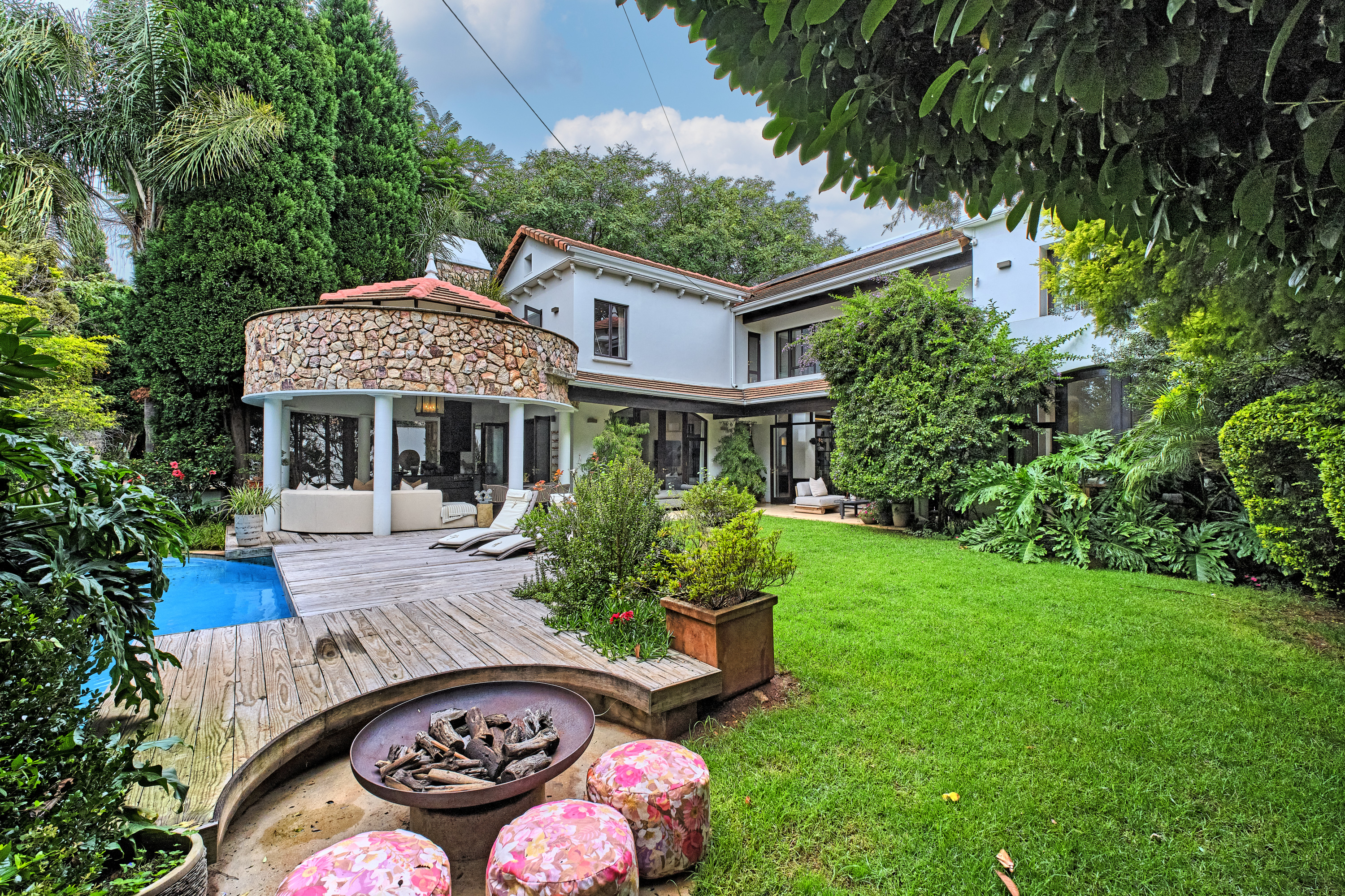 Lew Geffen Sotheby's Craighall Office